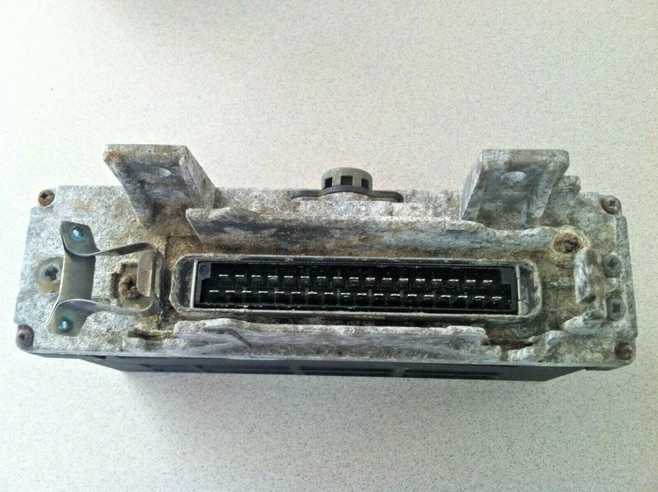 MERCEDES-BENZ 190E 190D W201 1987-1993 ~ UNIDAD DE CONTROL ABS ~ OEM Foto 3 de 4