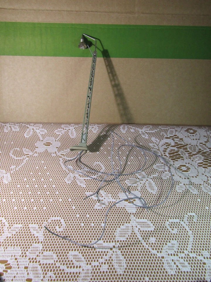 892X Vintage Märklin Germania Lampada Segnale Treno Elettrico Rete Ho 1:87 - Immagine 2 di 4