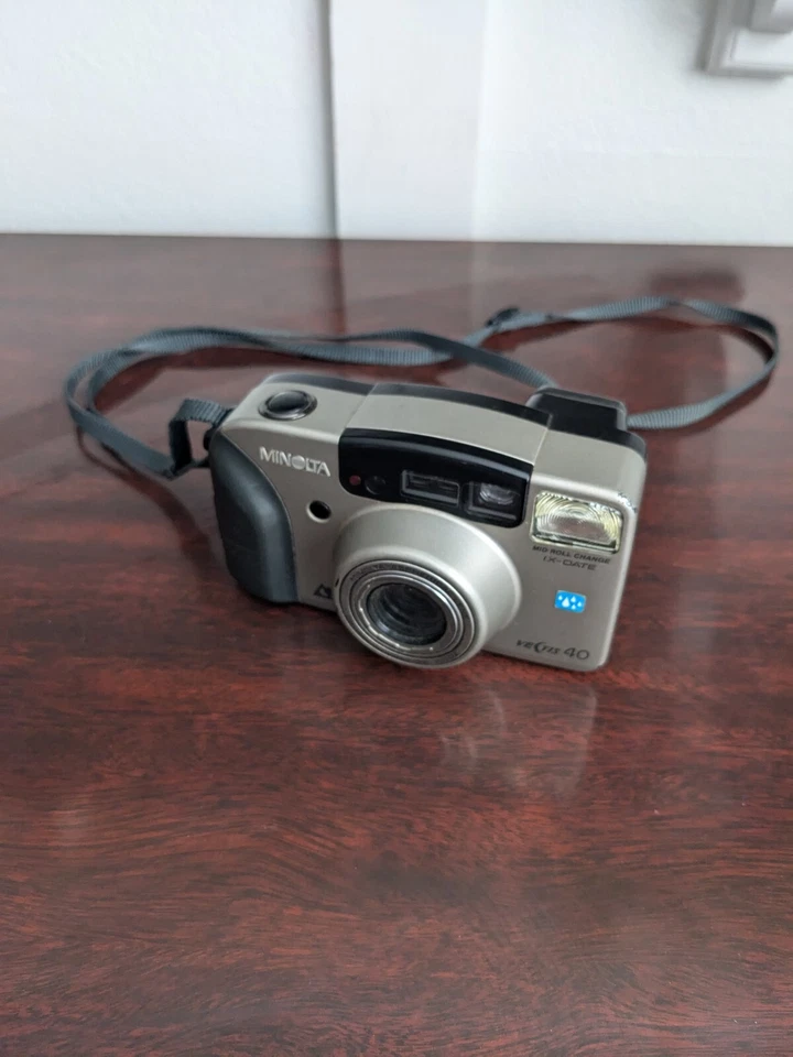 Minolta Vectis 40 Point And Shoot Camera Vintage 1997 30mm-120mm Zoom - UNTESTED - Image 3 of 4