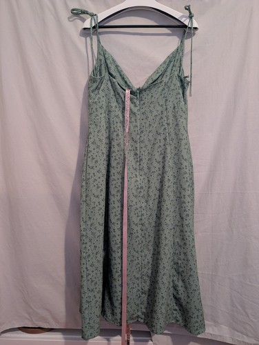 NWT House of CB Dress XL L+ Green Floral Midi Plunge Vneck Spaghetti Button Slit - Picture 5 of 7