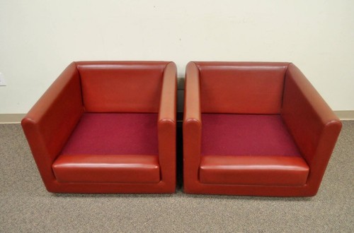 Mid Century Modern Red Leather Cube Club Lounge Chairs on Casters - a Pair - Picture 11 of 12