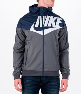 nike windrunner m
