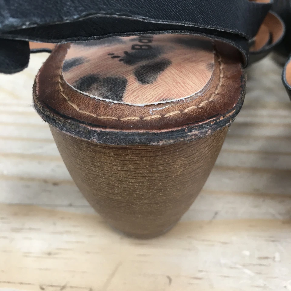 Sandalias Bare Traps para mujer 9,5 M Ivania con tiras de cuero negro cuña ajustable Foto 4 de 4