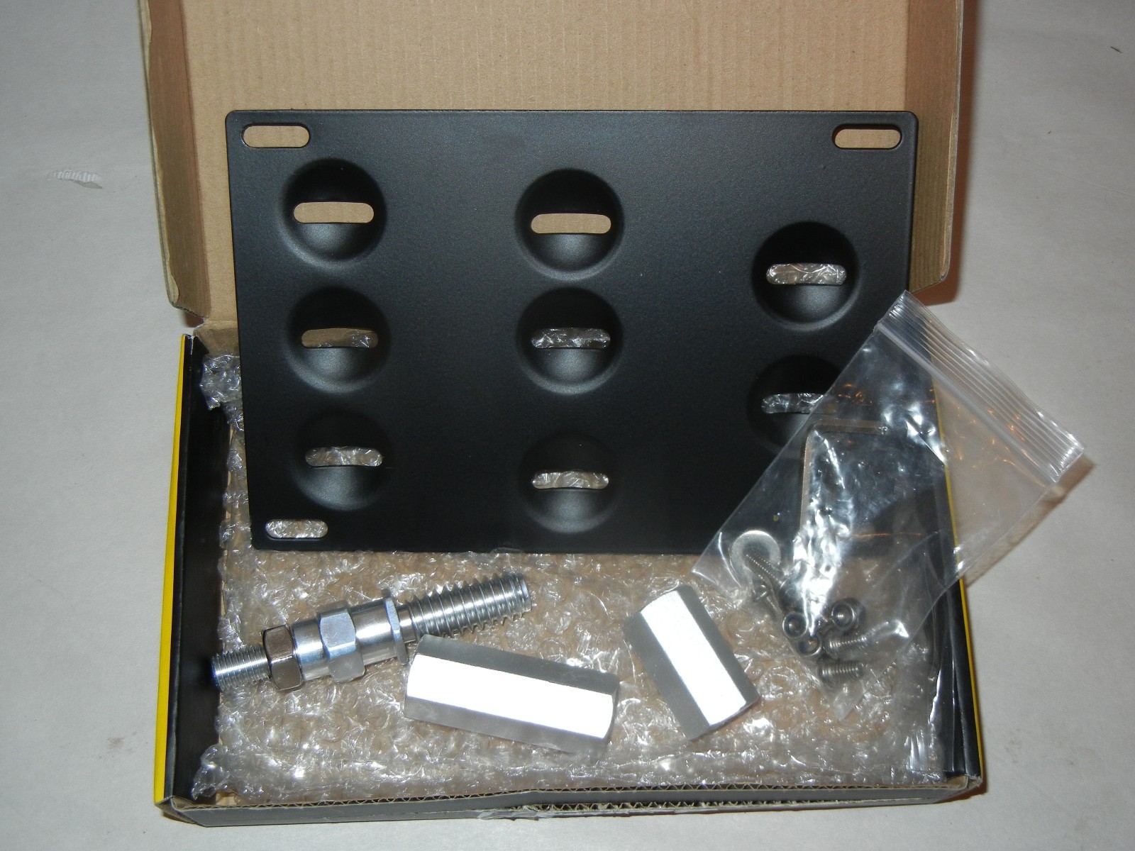 DEWHEL FRONT BUMPER TOW HOOK LICENSE PLATE BRACKET MOUNT BMW 330i M3 X5