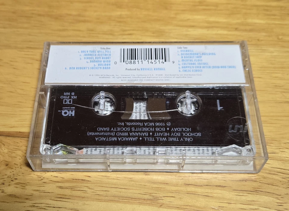 Lot Of 2 Jimmy Buffett Cassettes Banana Wind And Living And Dying In 3/4 Time - Image 3 of 4