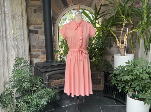 Vintage 1970s Peach Knit Sash Belt Dress Marti Petite