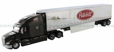 1:50 for CATERPILLAR for Peterbilt 579 for UltraLoft with refrigerated van & cab