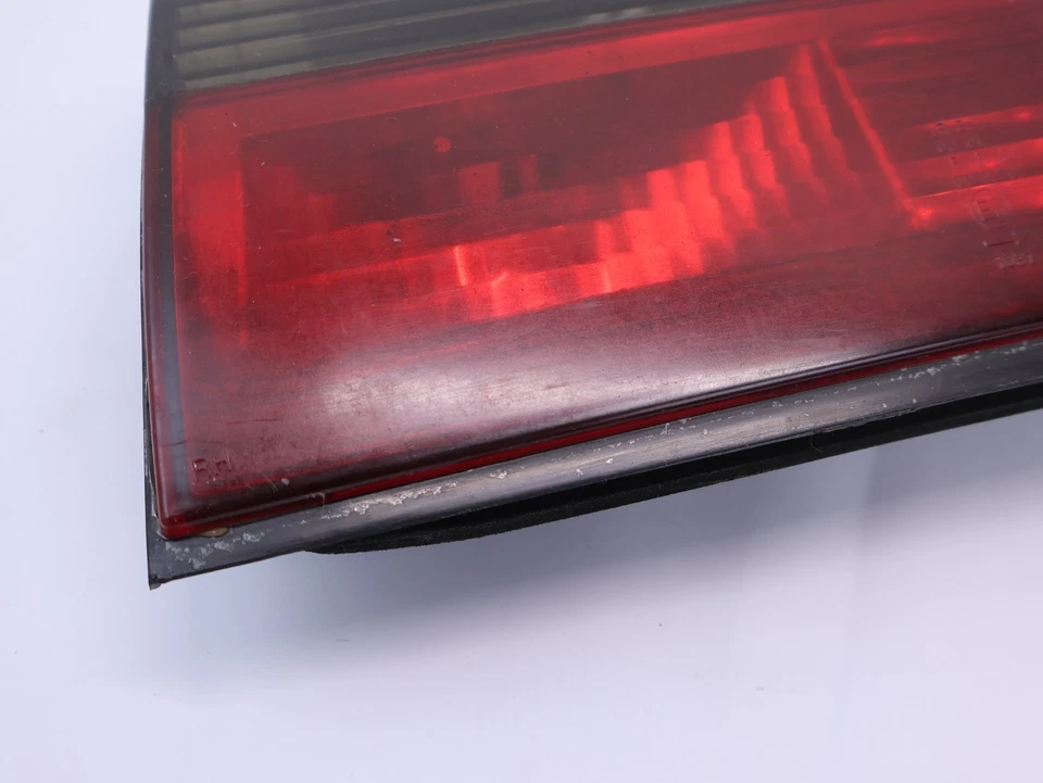 1988 - 1991 宝马 325ix 乘客尾灯总成右手 — 第 3/4 张图片