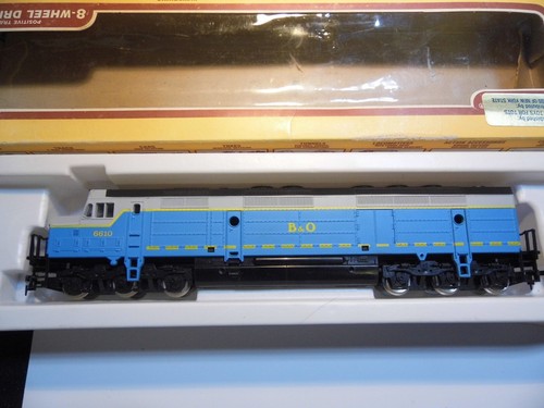 Locomotora diésel HO - LIFE-LIKE 8323 - FP-45, Baltimore y Ohio LN | Zustand: Used