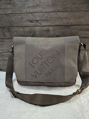 バッグ LV Damier geant petit Messenger bag Louis Vuitton Damier Geant Messenger Bag | eBay