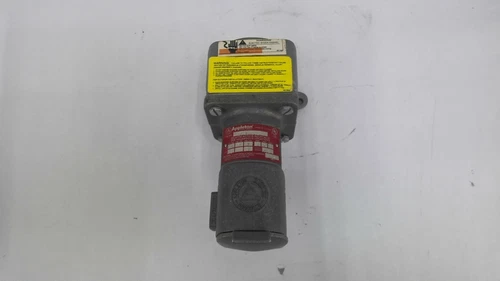 Appleton CESD-3034 Receptacle 480 Volts 7 Amp 