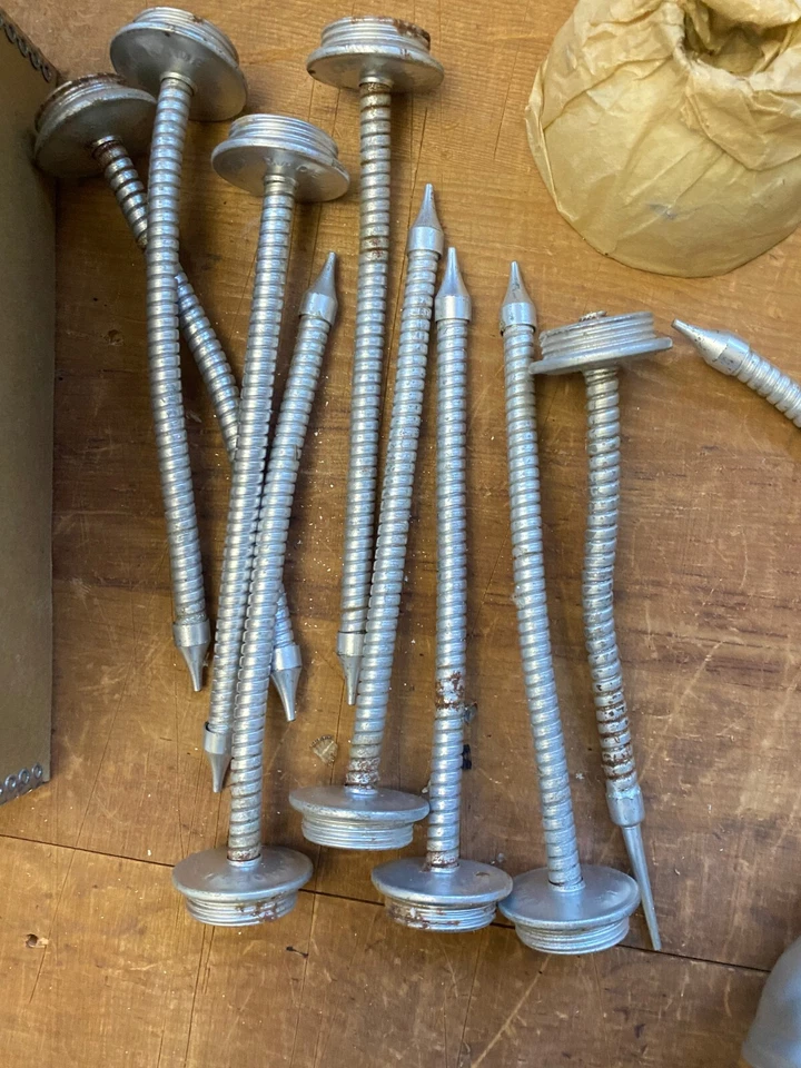 Estuche antiguo/de colección de 10 latas de aceite de engrasador NOS Deadstock EAGLE, hecho en EE. UU. Foto 4 de 4