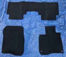 New Oem Honda Cr-v 3pc Carpet Floor Mat Set Black 2017-2022 83600-tla-a011-m1 New Oem Honda Cr-v 3pc Carpet Floor Mat Set Black 2017-2022 83600-tla-a011-m1