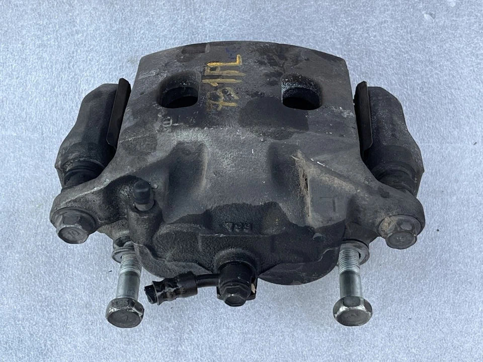 2017 NISSAN PATHFINDER LEFT DRIVER SIDE FRONT BRAKE CALIPER - Image 2 of 2