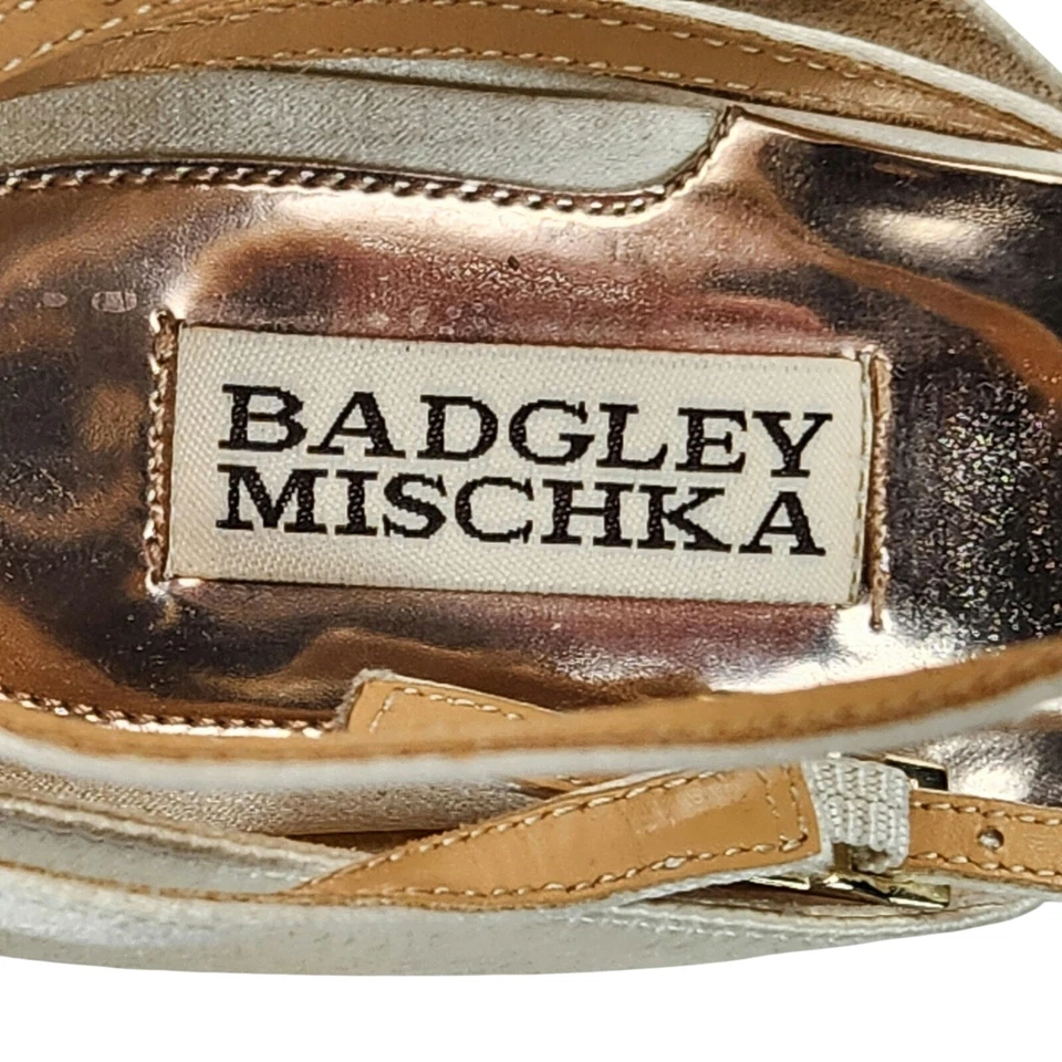 Badgley Mischka “Bonanza” Women’s SZ 10 Cream Strappy Leather Wedge Heels EUC - Image 3 of 4