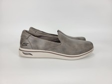 Skechers On The Go Athletic Slip On Shoes Sneakers Womens Size 9 Gray 136575