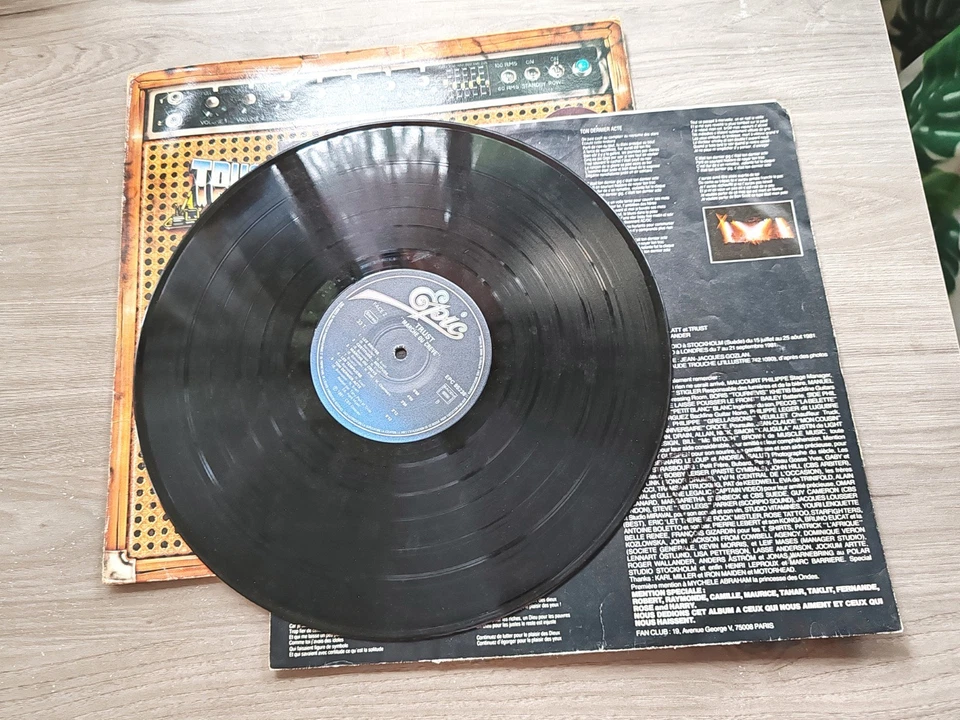Ancien Vinyle 33 tours trust marche ou crève - Photo 3/3
