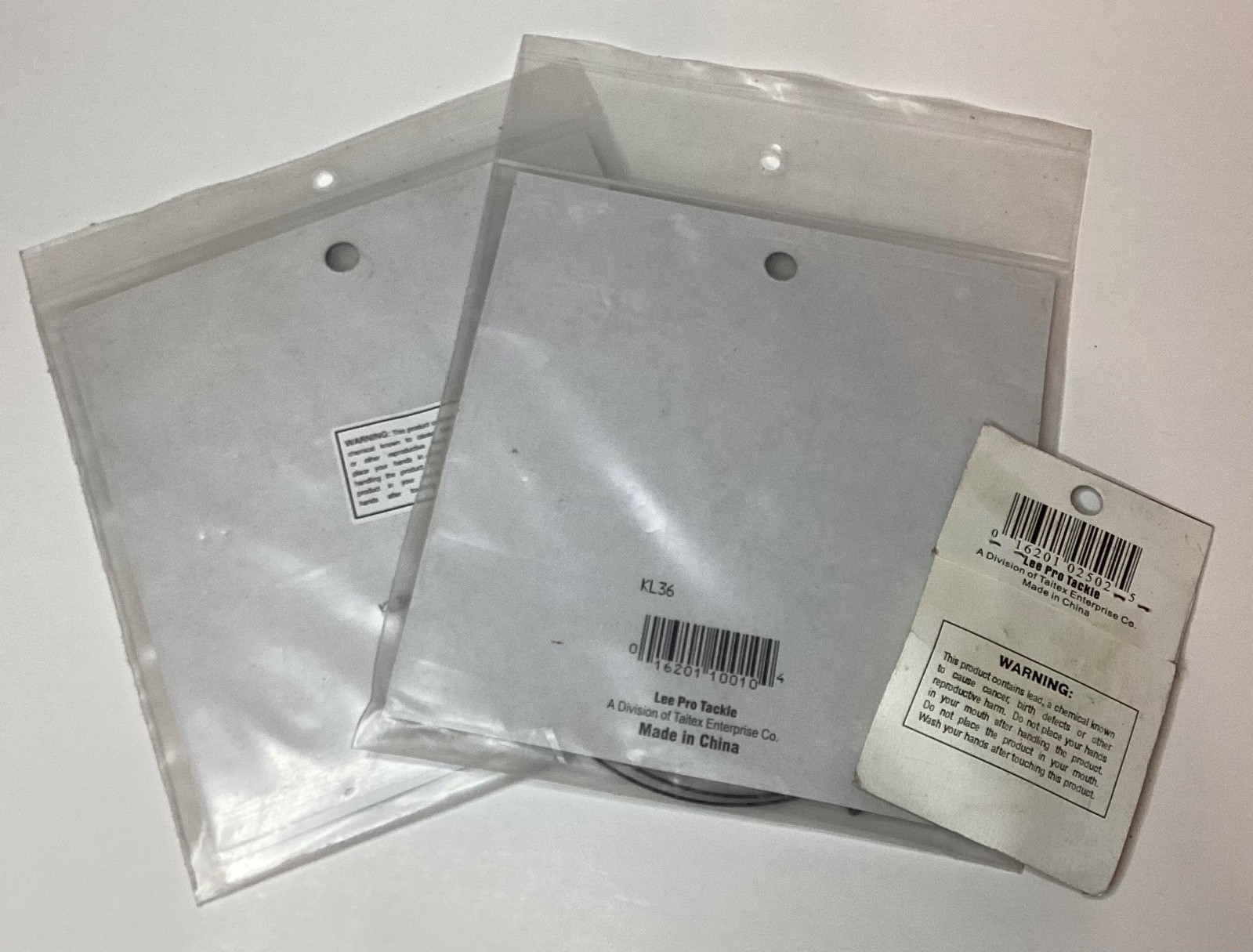 LOT OF 3 LEE FISHING ACCESSORIES (2) 36” KING LEADERS & (1) 1/0 BLK SWIVELS PK - Image 2