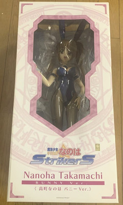FREEing Magical Girl Lyrical Nanoha Nanoha Takamachi Bunny Ver 1/4 Figure Japan