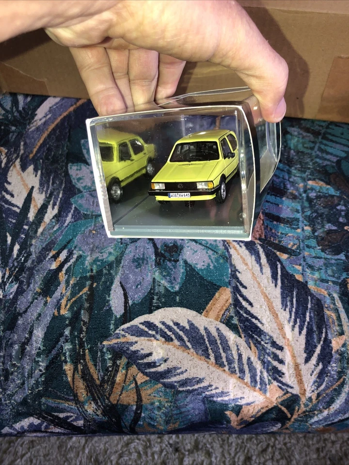 Neo Scale Models 1.43 Volkswagen VW JETTA MK1 yellow 1980 Rare  - Image 3 of 4
