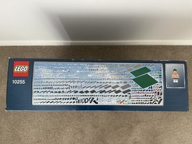 LEGO Creator Expert: Assembly Square (10255)