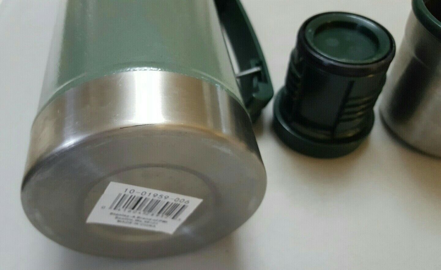 Stanley 1.1 Qt Green Aladdin Thermos Stainless Steel Bottle Hot Cold Cup 32  oz