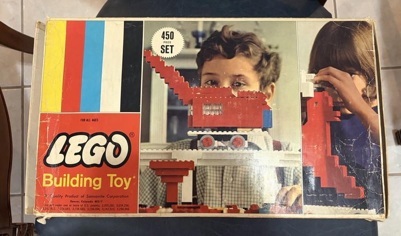 Lego Samsonite 450 Piece Set With Original Box Circa 1968