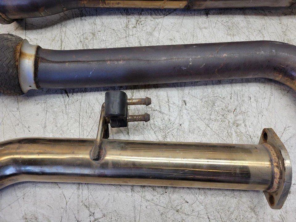 HYUNDAI GENESIS 2012 2013 2014 CUPÉ 2,0 L TURBO ESCAPE TRASERO TUBO DE ESCAPE SILENCIADOR Foto 3 de 4