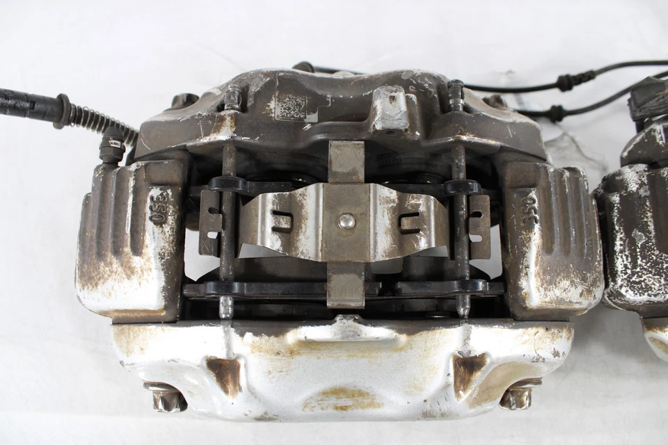 🚀 Juego de pinzas de freno delanteras izquierda y derecha mercedes w216 cl550 s550 4Matic Foto 3 de 4