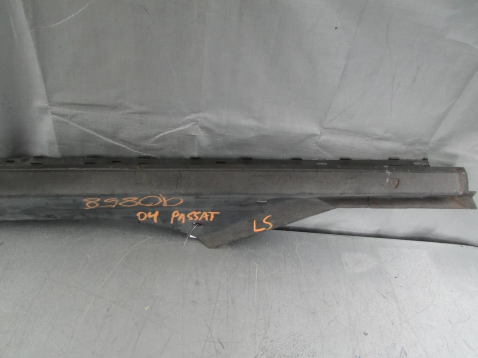 1998-2005 VOLKSWAGE PASSAT LH FALDA LATERAL INFERIOR BASCULANTE RIBETE B5 B5.5 3B0 853 855 D Foto 3 de 4