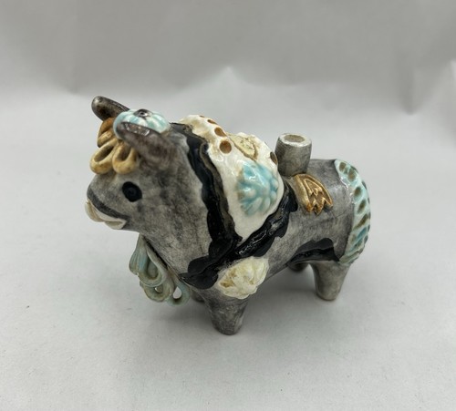 Vintage Peruvian Folk Art Bull Art Pottery Candle Holder Figurine Sculpture 4"