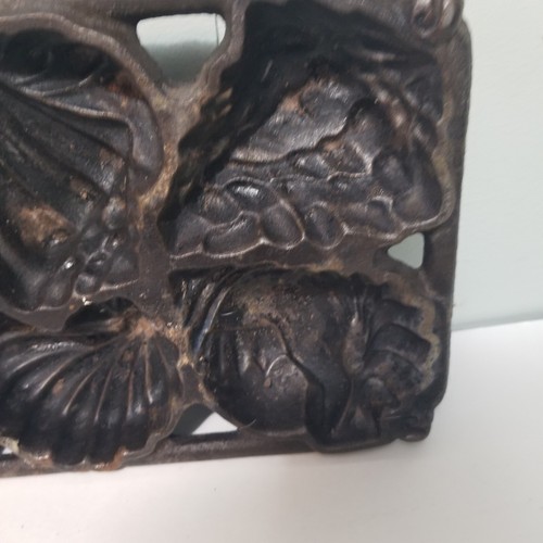 Vintage 1989 John Wright Cast Iron Seashell Sea Shell Muffin Cornbread Bake Pan - Picture 4 of 8