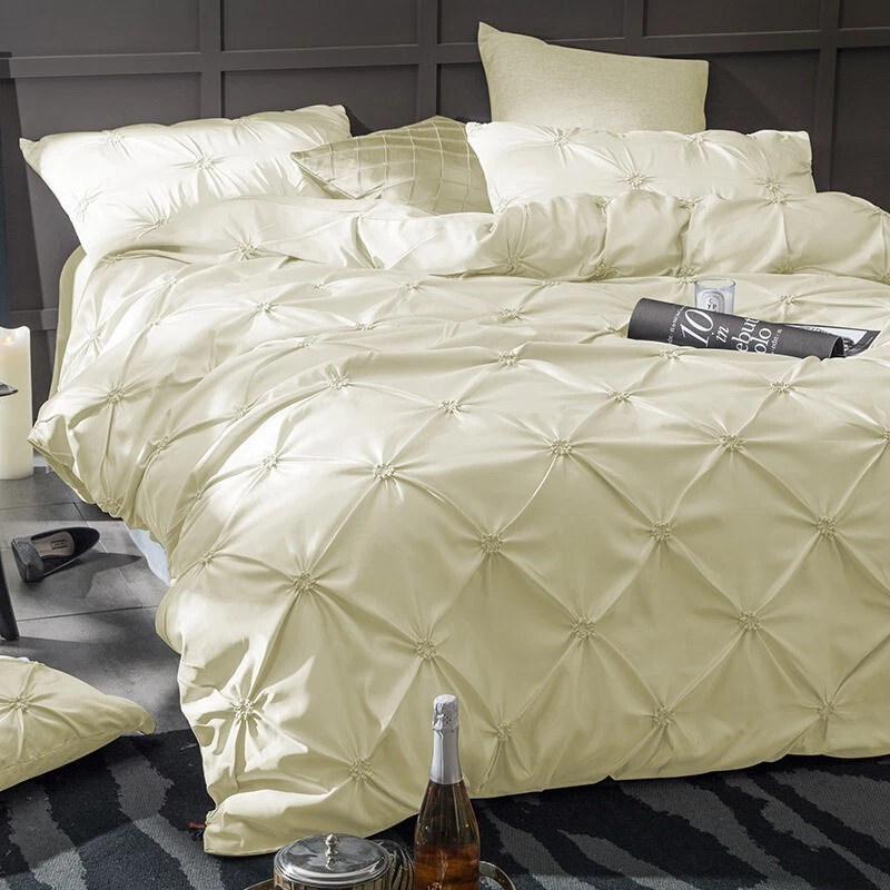 "Luxurious Silk 3-Piece Bed Sheet Set: Elegance and Comfort Combined" - Image 3 of 4