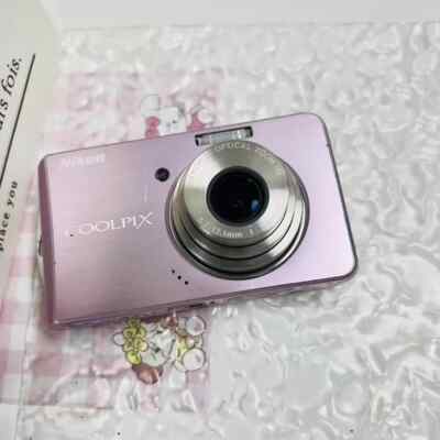 Nikon Coolpix S520 Pink/Sakura 8.0MP 3x Zoom Compact Digital