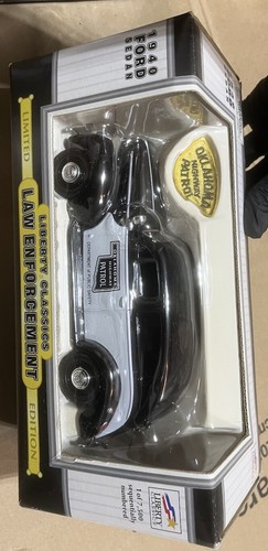 Liberty Classics 1/24 1940 Ford Sedan Oklahoma Highway Patrol Model Car New - Picture 8 of 9