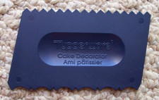 Vintage Tupperware Blue Cake Decorating Tool 1558