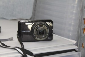 Samsung Digital Camera ES65 10.2MP Black Tested
