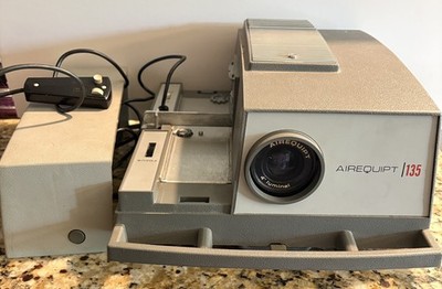 Vintage Argus Slide Projector and Argus/Airequipt Slide Changer Magazines