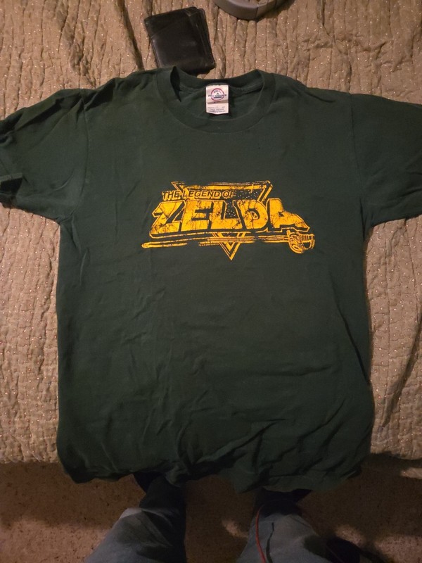 Vintage Rare Legend Of Zelda T Shirt Green Zelda Logo Size Small Link Nintendo
