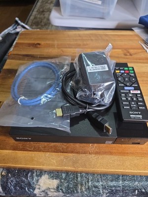 Sony BDP-S1700 Blu-Ray Player w/ Remote CAT-5 Cable & Power Cord TESTED & WORKS