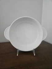 CorningWare P-270-B White 1.3 Liter Round Casserole Grab It Bowl - No Lid