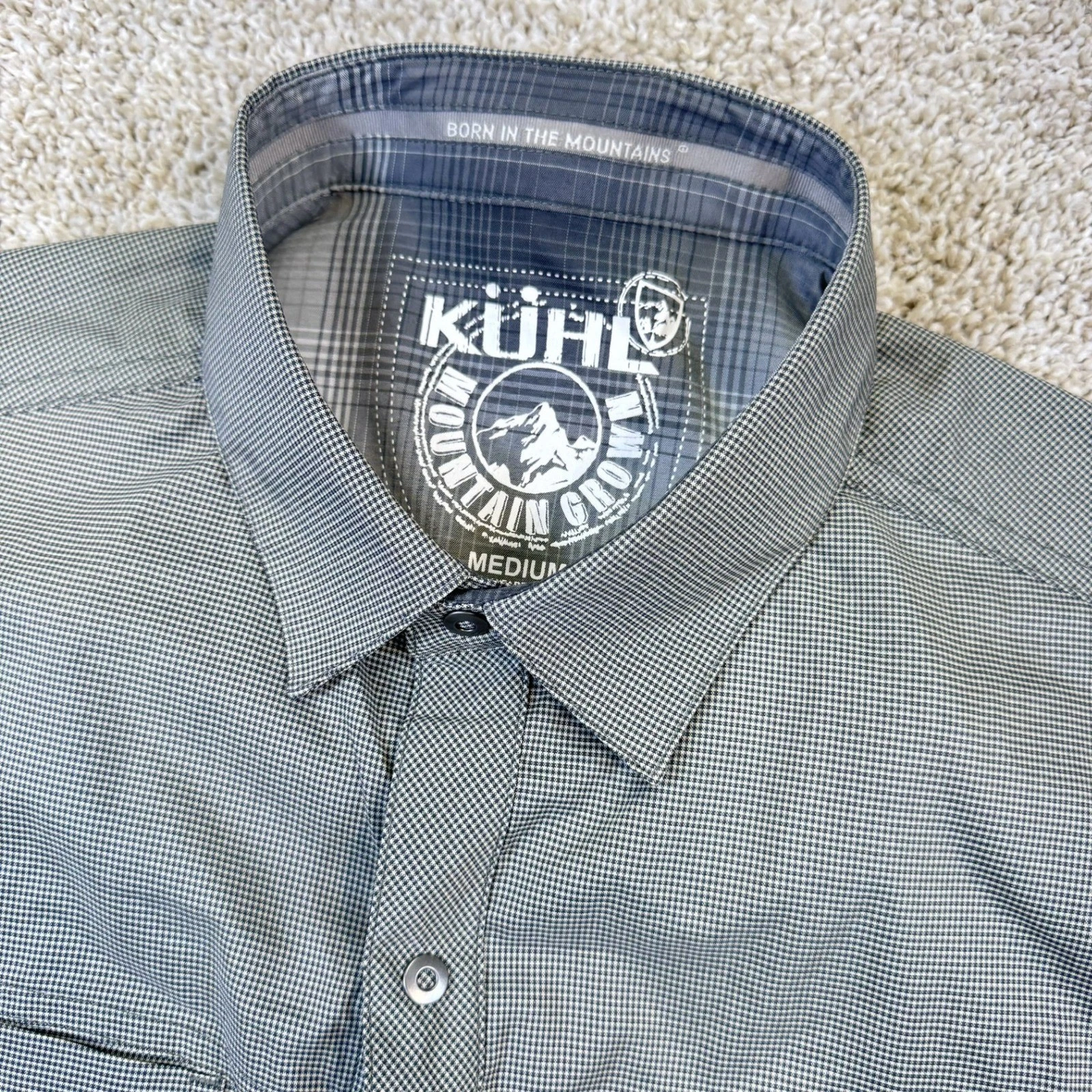 KUHL Button Down Shirt Men Medium Gray Short Sleeve Micro Check Technical Hiking
Opens in a new wind