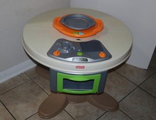 Fisher Price Servin  Surprises 2 in 1 Kitchen  Table Magic Serving Tray w/Sound