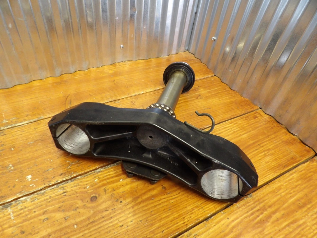 05 Kawasaki Z1000 Lower Triple Tree Clamp 44037-1444 for sale