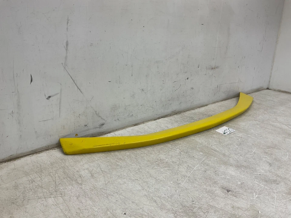 2016 2017 2018 2019 2020 2021 2022 2023 Chevrolet Camaro Rear Trunk Spoiler  OEM Foto 2 de 4