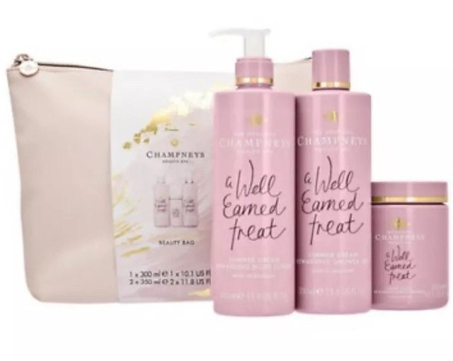 Champneys A Moment To Dream Gift Bag Set Inc 3 Full Size Products