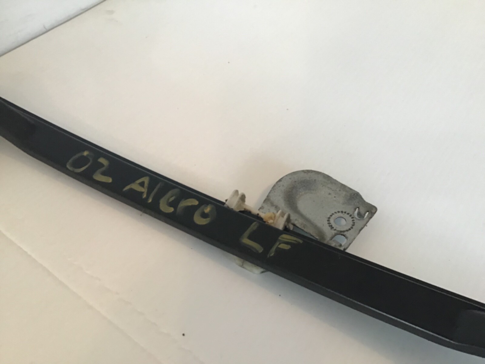 1999 2004 OLDSMOBILE ALERO LEFT FRONT DRIVER SIDE WINDOW REGULATOR