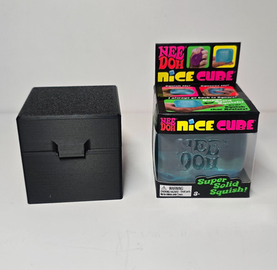 NeeDoh Blue Nice Cubes with Case