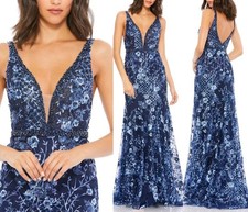 NWT Mac Duggal Size 10 67481 Floral Embellished Sleeveless Plunge Neck Gown J229