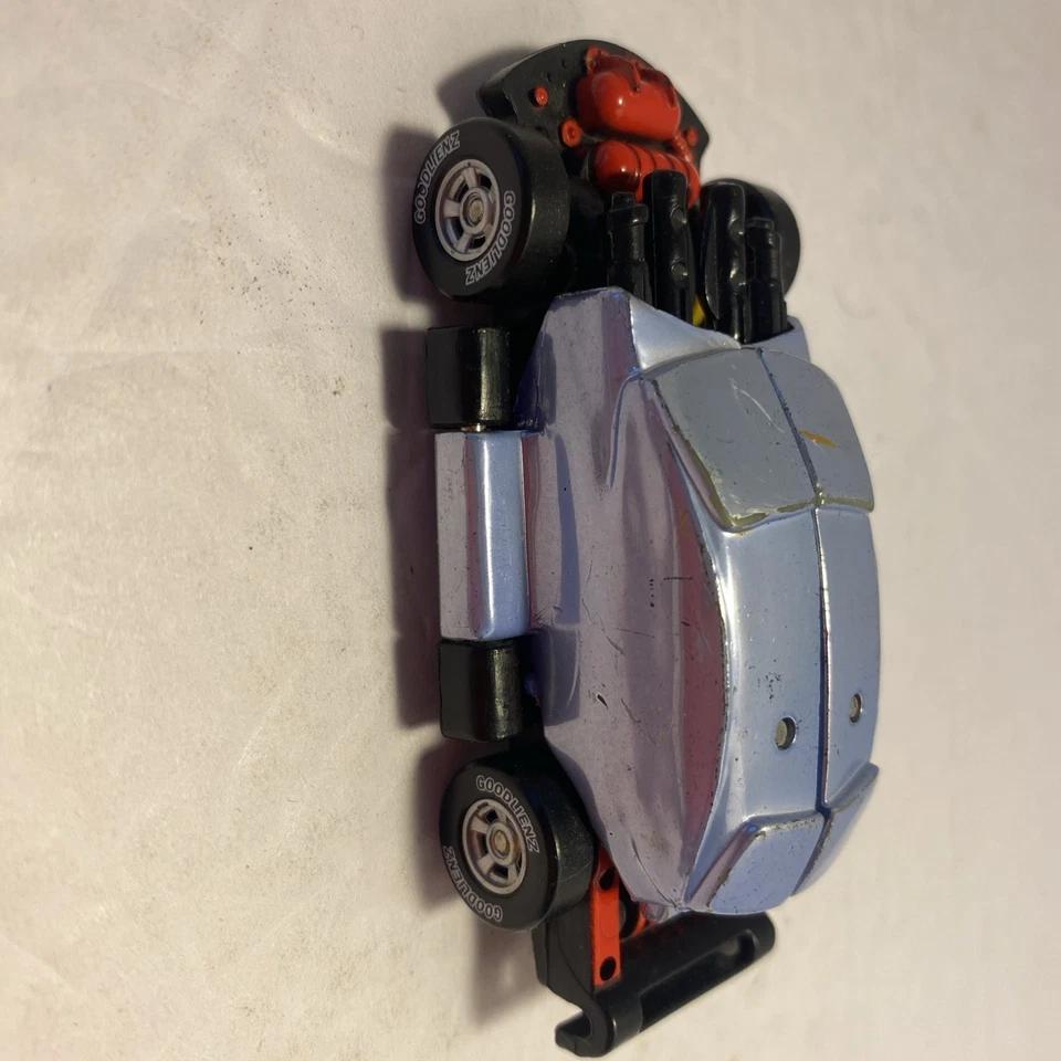 Maisto 1:64 Vehicle Transforms into Alien War Craft - Image 3 of 4